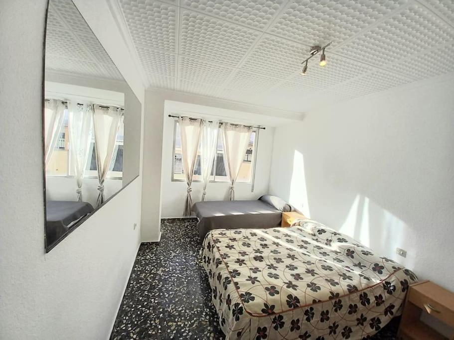 Apartment Capitan Segarra Center อาลิกันเต ภายนอก รูปภาพ